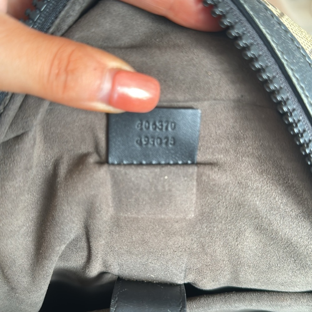Gorgeous rare Gucci bookbag - Picture 8 of 8